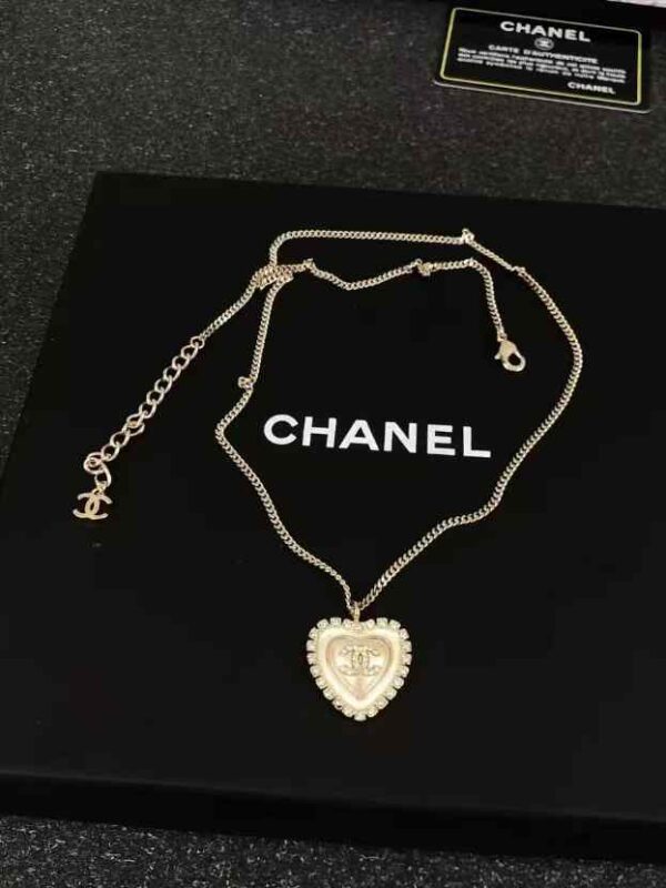 CHANEL Necklace