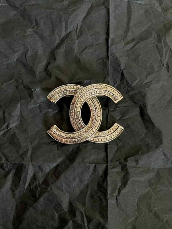 CHANEL Brooch