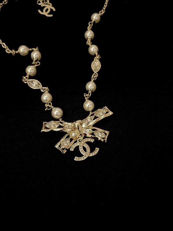 CHANEL Necklace