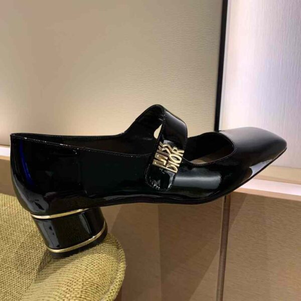 MISS DIOR Leather shoes