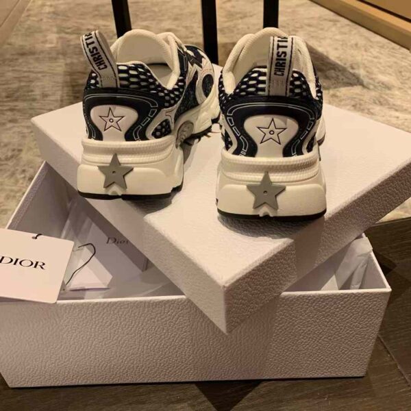 DIOR VIBE Sneakers