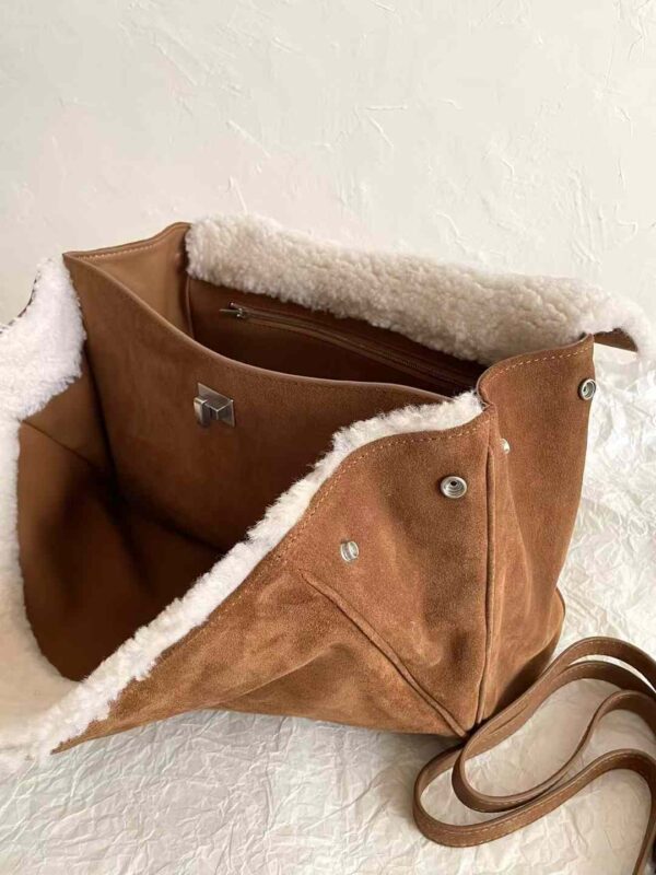 BALENCIAGA RODEO BAG