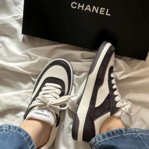 CHANEL Sneakers