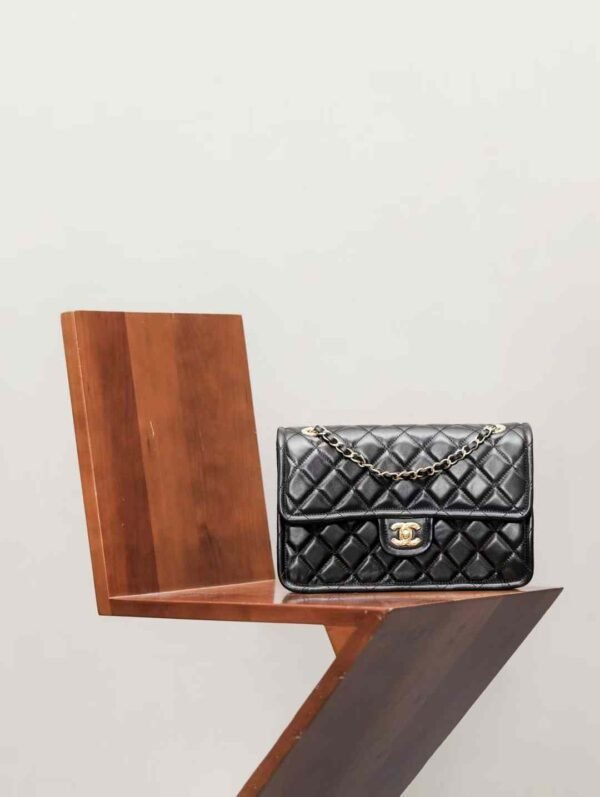 CHANEL FLAP BAG
