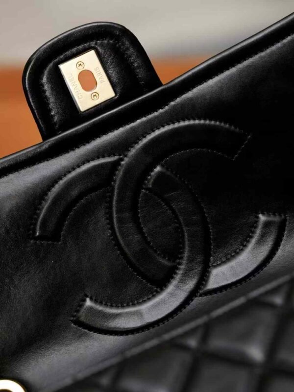 CHANEL FLAP BAG