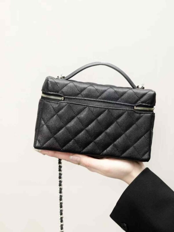 CHANEL Long Vanity with Chain