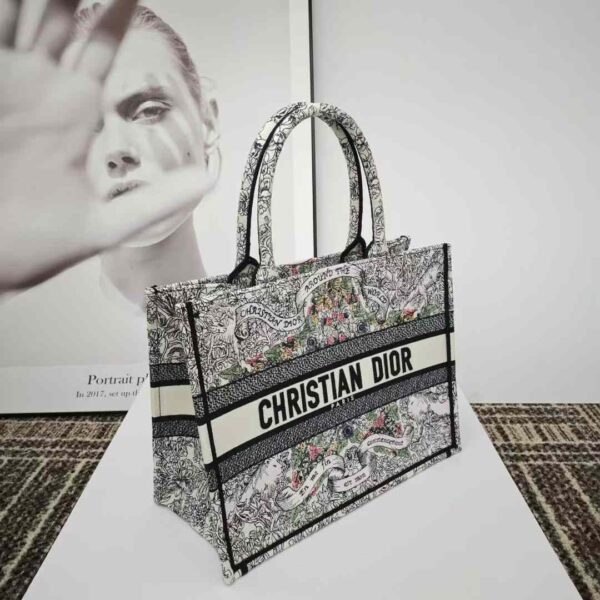 Medium Dior Book Tote