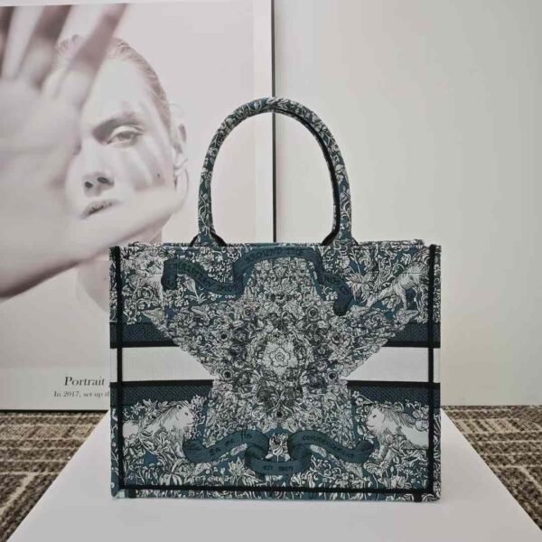 Medium Dior Book Tote