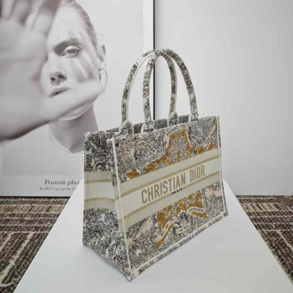 Medium Dior Book Tote