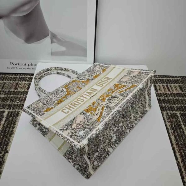 Medium Dior Book Tote