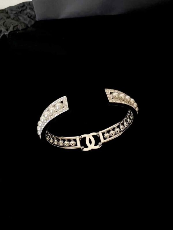 CHANEL Bracelet