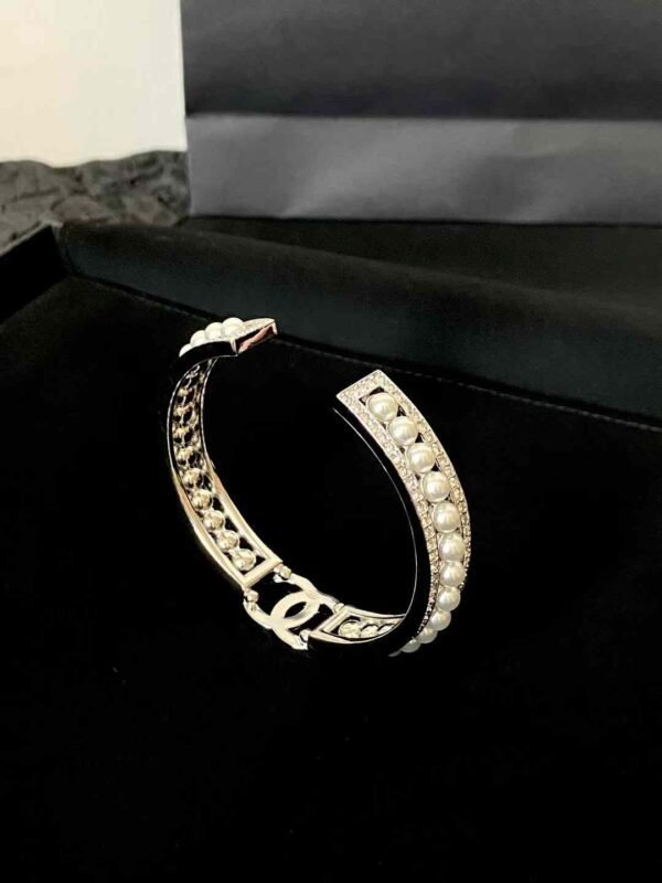 CHANEL Bracelet