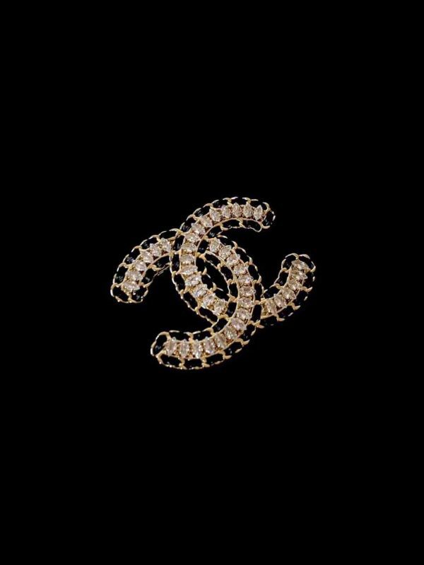 CHANEL Brooch