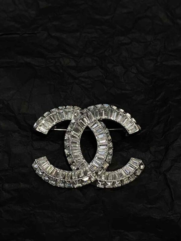 CHANEL Brooch