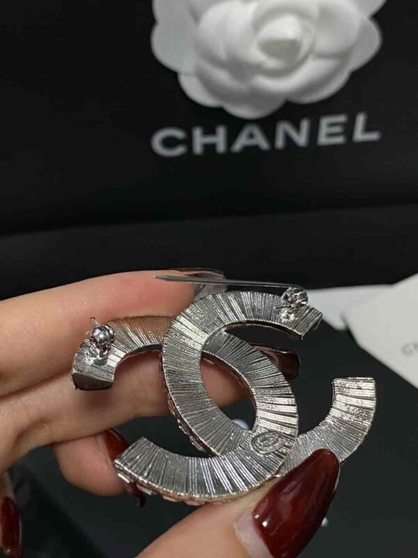 CHANEL Brooch
