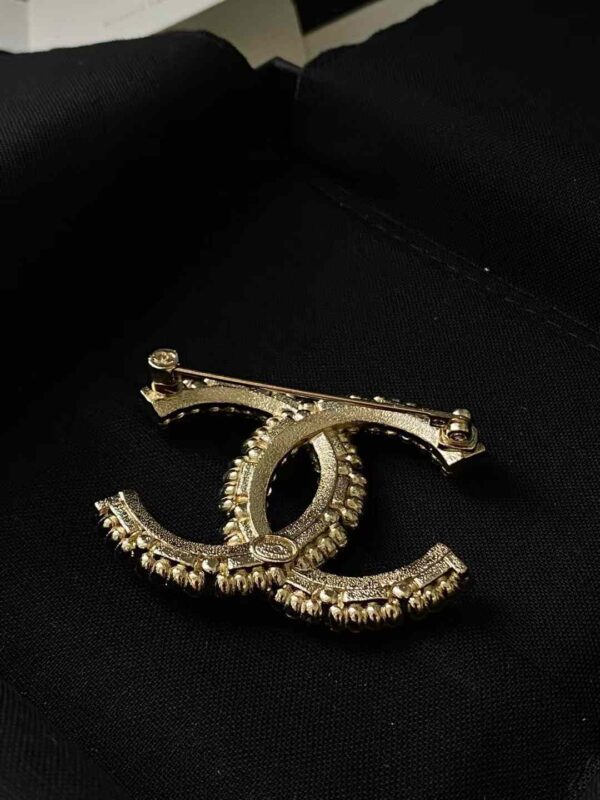 CHANEL Brooch