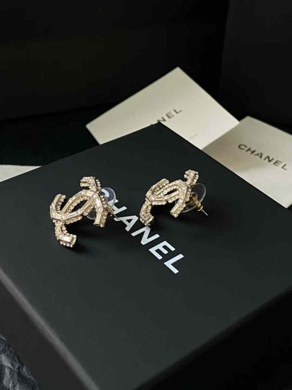 CHANEL  Earrings