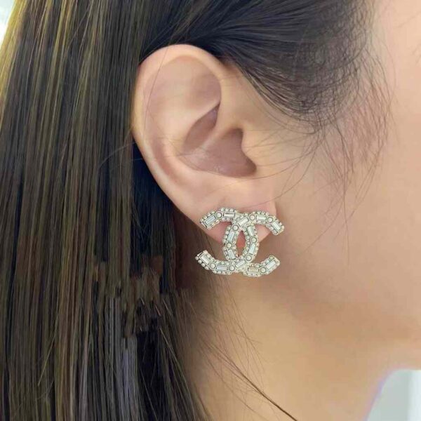 CHANEL  Earrings