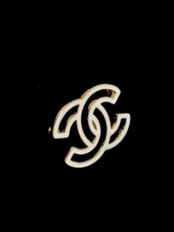 CHANEL Brooch