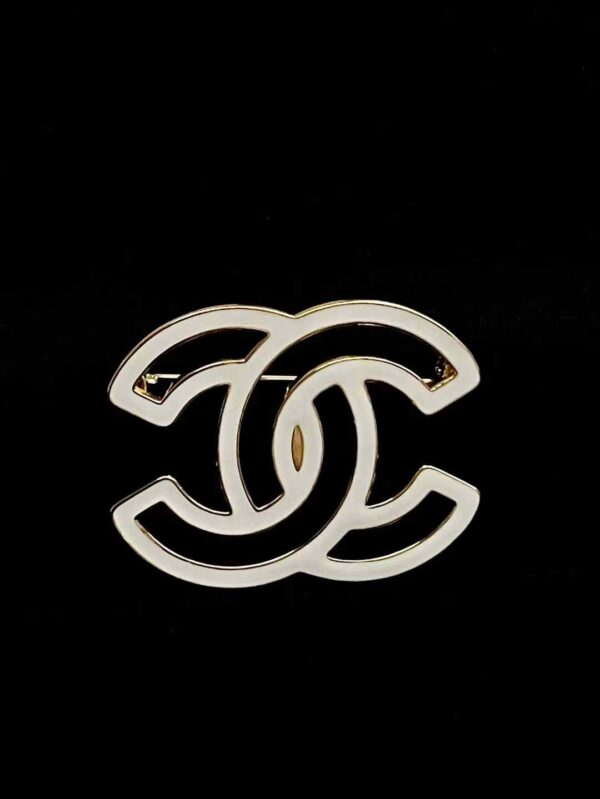 CHANEL Brooch