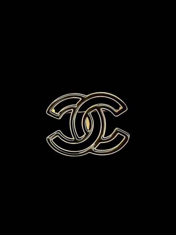 CHANEL Brooch