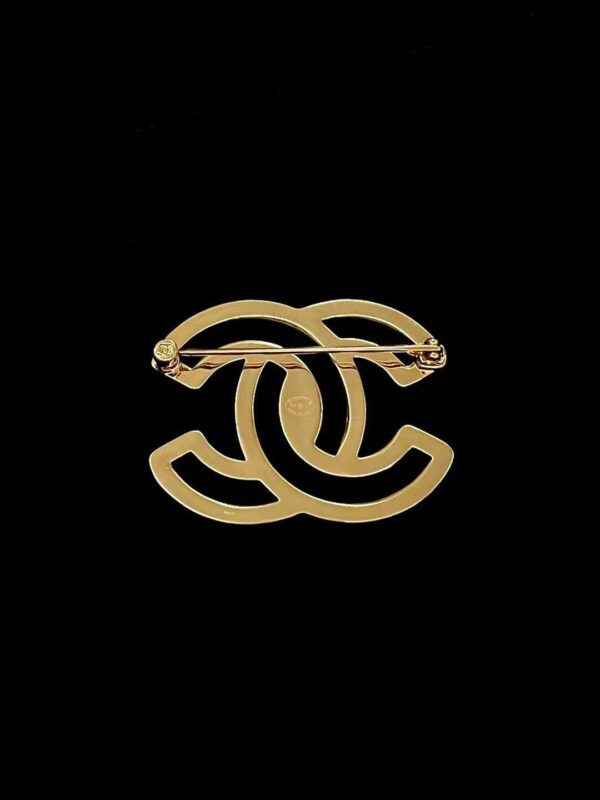 CHANEL Brooch