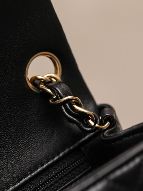CHANEL MINI FLAP BAG
