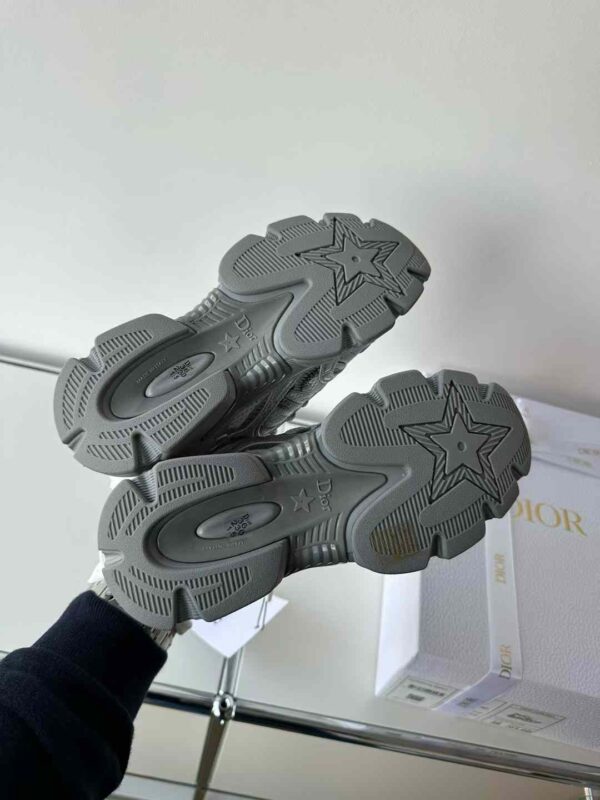 DIOR Chrono Sneakers