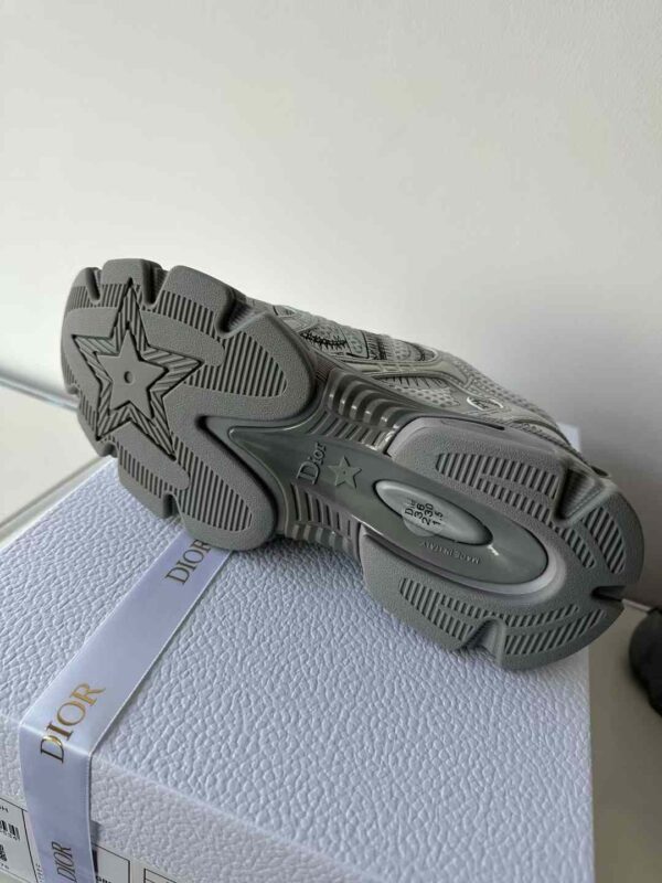 DIOR Chrono Sneakers