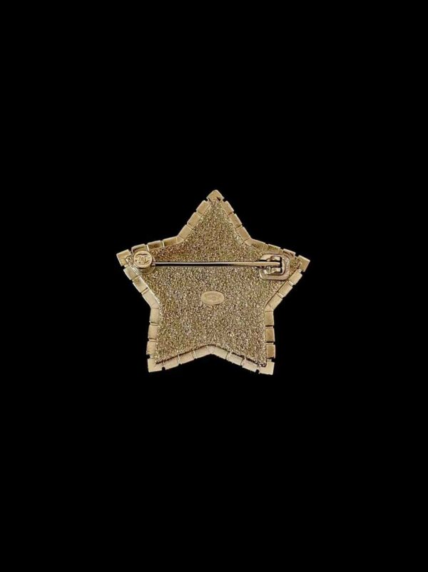 CHANEL Brooch