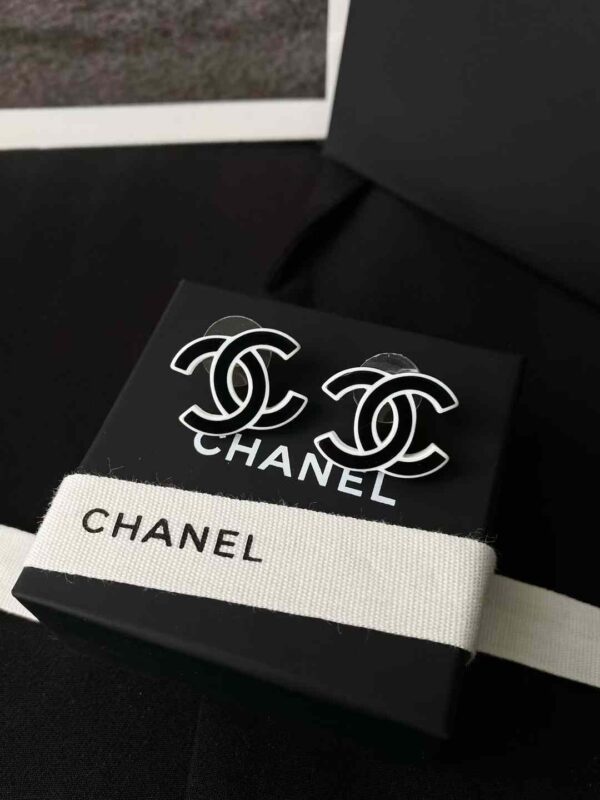 CHANEL  Earrings
