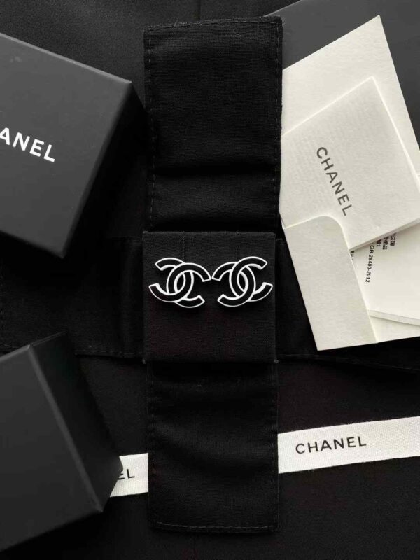 CHANEL  Earrings