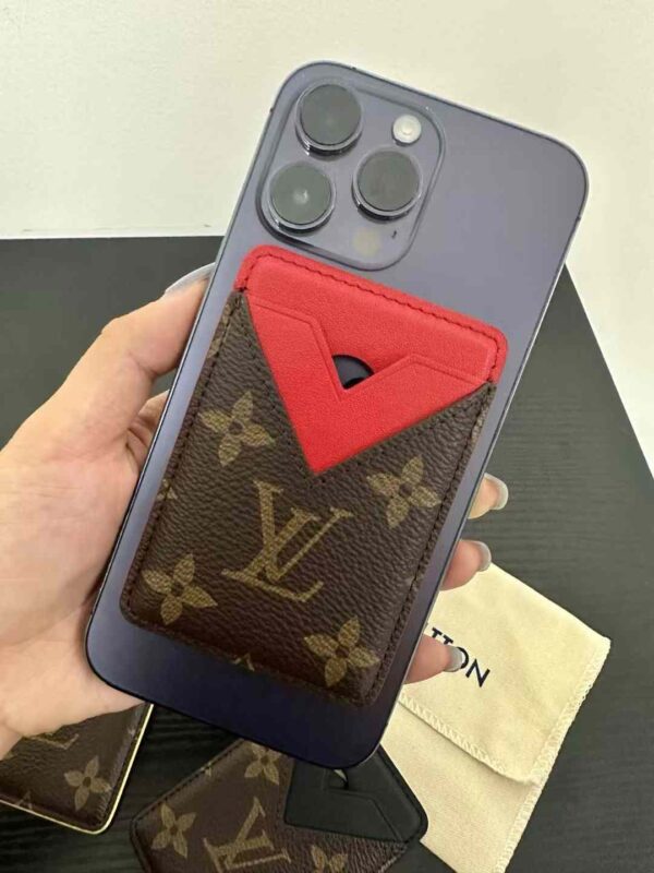 LV  iphone Mobile phone case（Contact customer service by choosing a color）