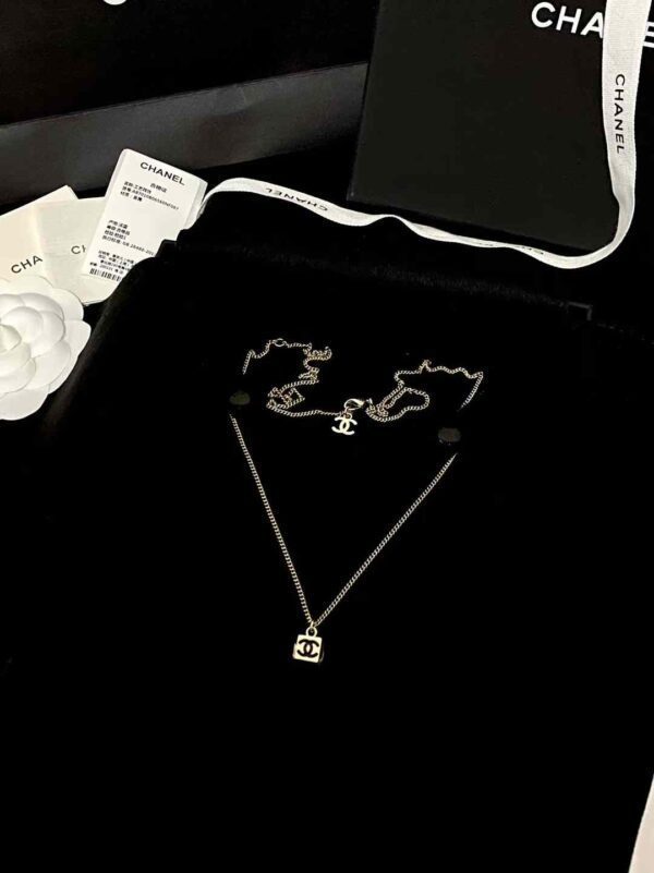 CHANEL Necklace
