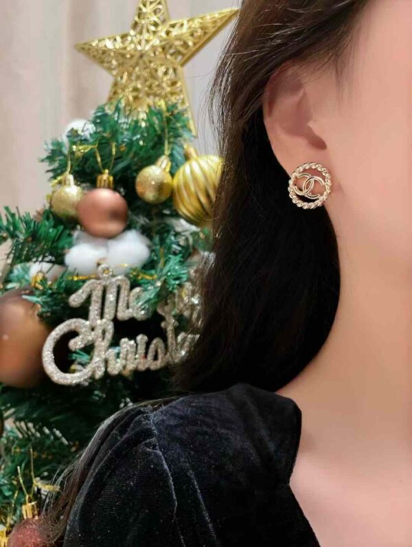 CHANEL Earrings