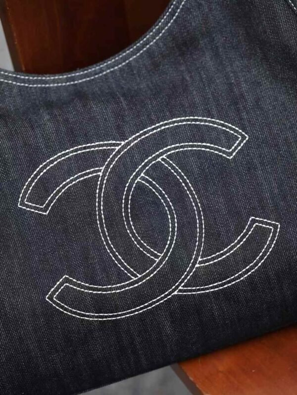 CHANEL TOTE BAG