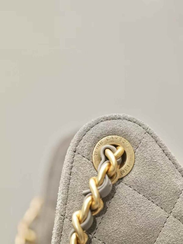 CHANEL 25 BAGS