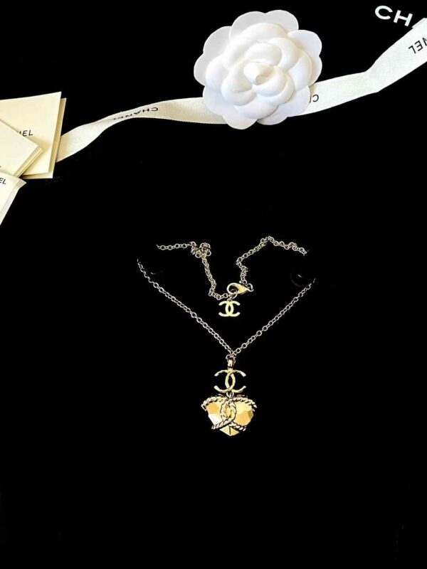 CHANEL Necklace