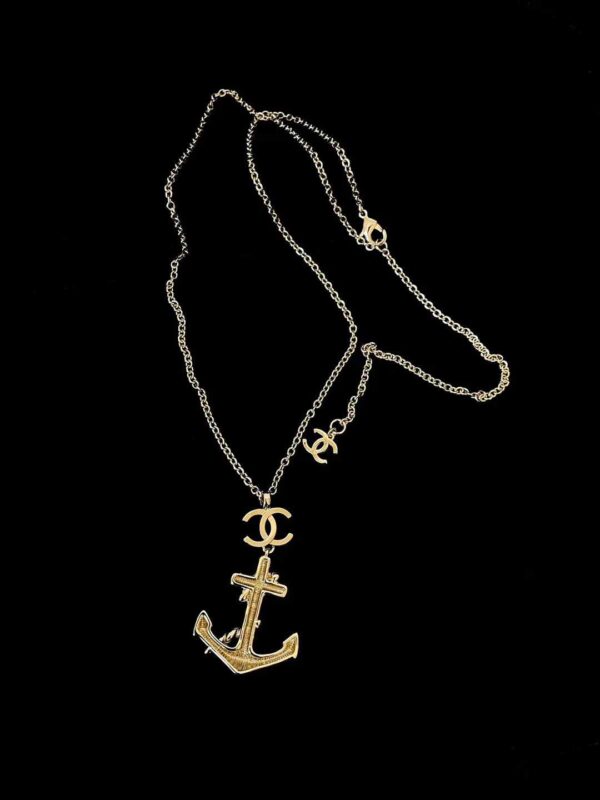 CHANEL Necklace