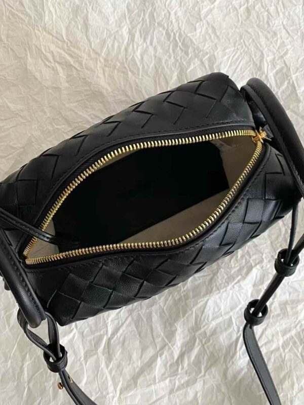 BOTTEGA VENETA  Loop Top Handle