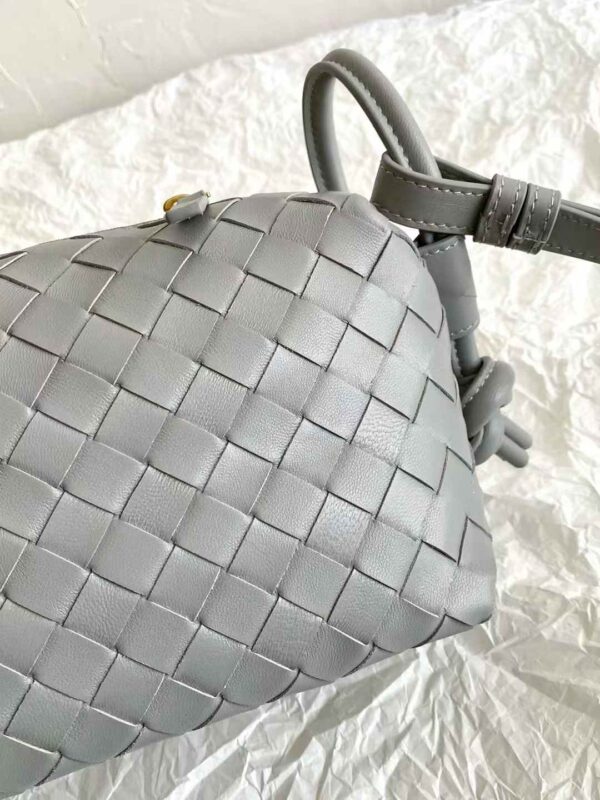 BOTTEGA VENETA  Loop Top Handle