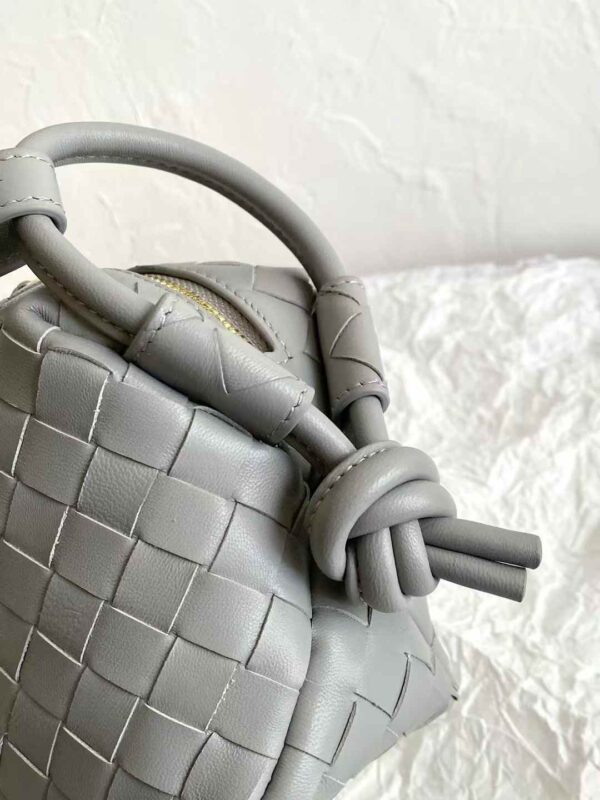 BOTTEGA VENETA  Loop Top Handle