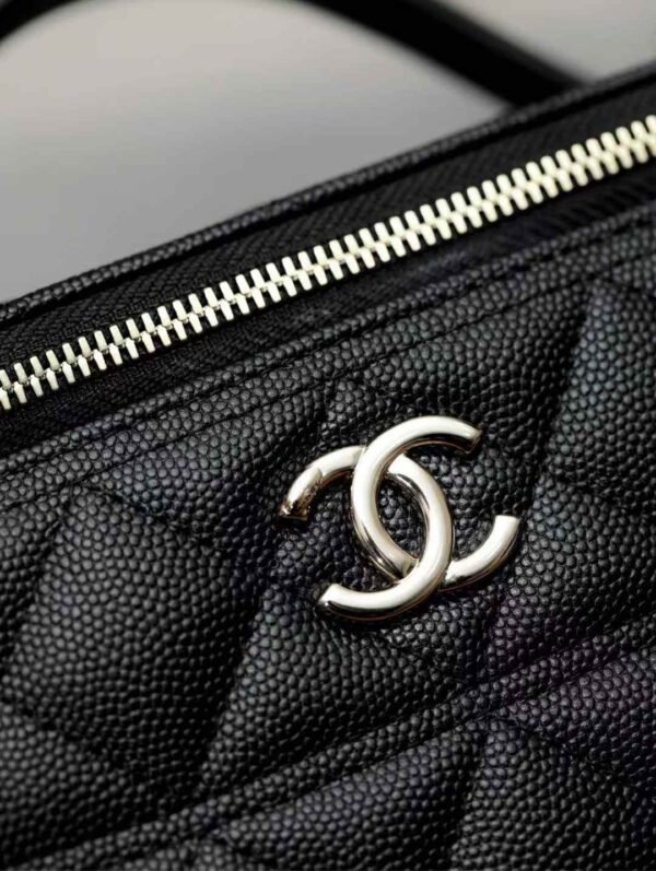 CHANEL box bag
