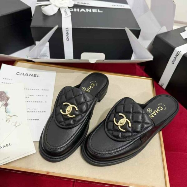 CHANEL 25C VINTAGE Buckle Mueller slippers
