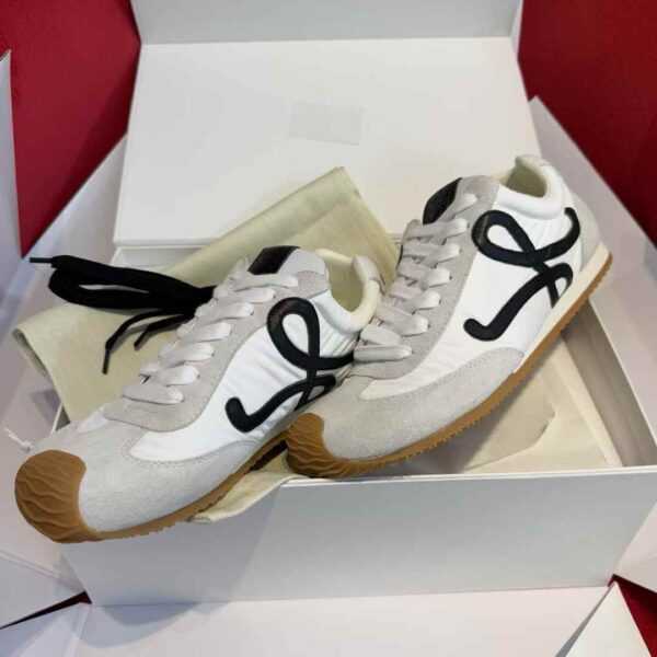LOEWE Sneakers