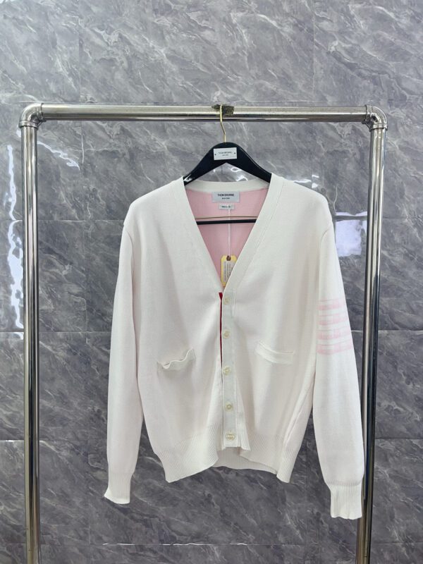 THOM BROWNE  Classic puppy knitted cardigan