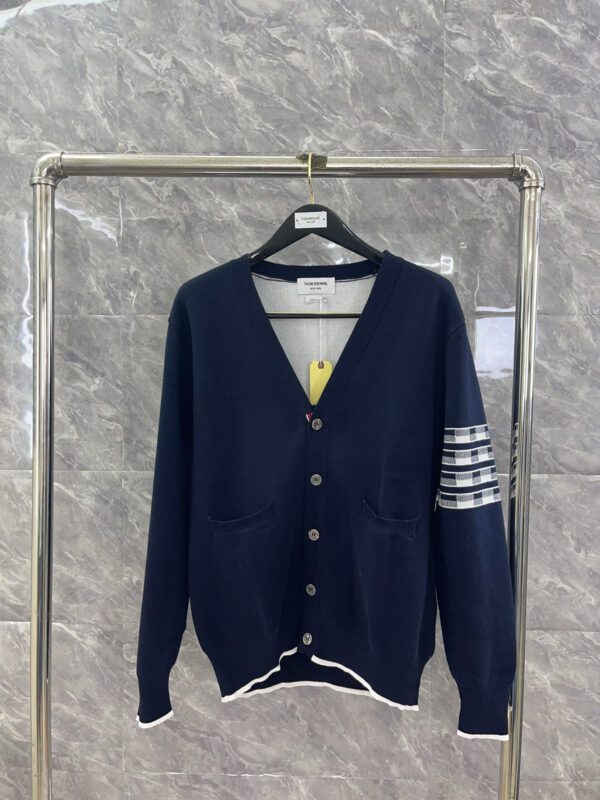 THOM BROWNE  Classic puppy knitted cardigan