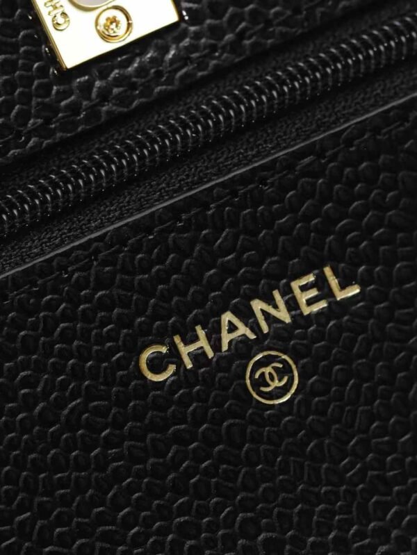 CHANEL Chain wallet