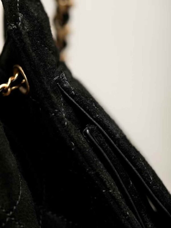 CHANEL 25 BAGS