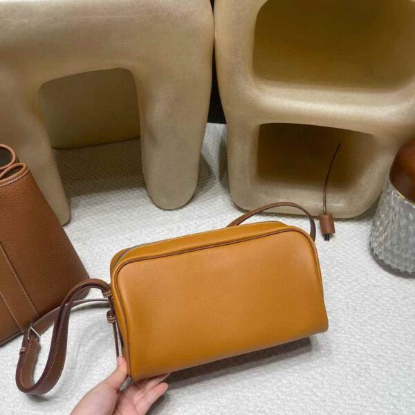 HERMES NOUVEAU ON BODY